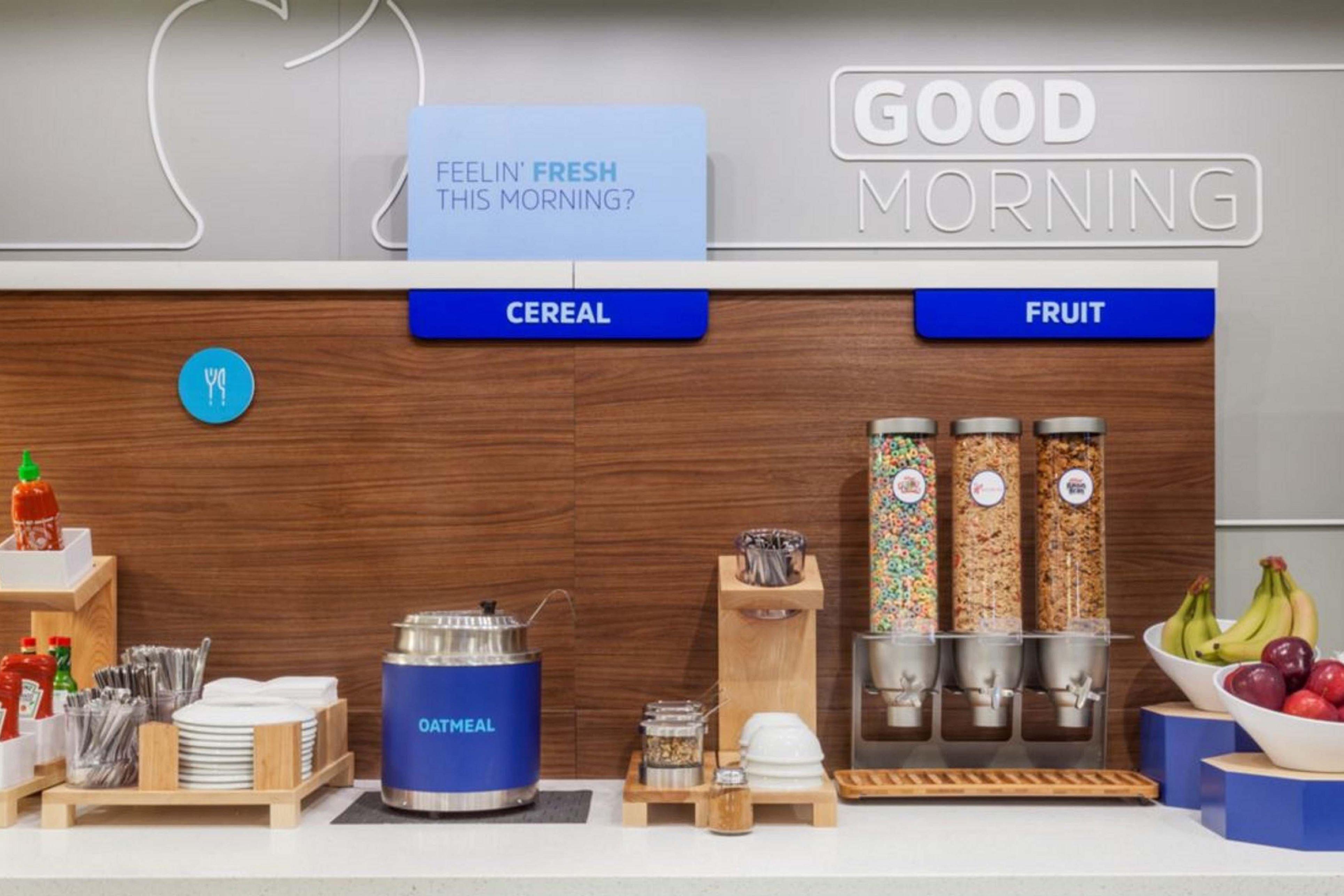 Holiday Inn Express Dryden By Ihg Esterno foto